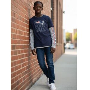 New England Patriots Boys' New w/Tags 2-Piece Shirt Set - Large (14/16)